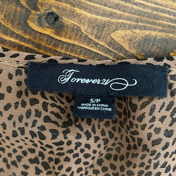 Sheer Cheetah Print Tank - Picture 2 of 3